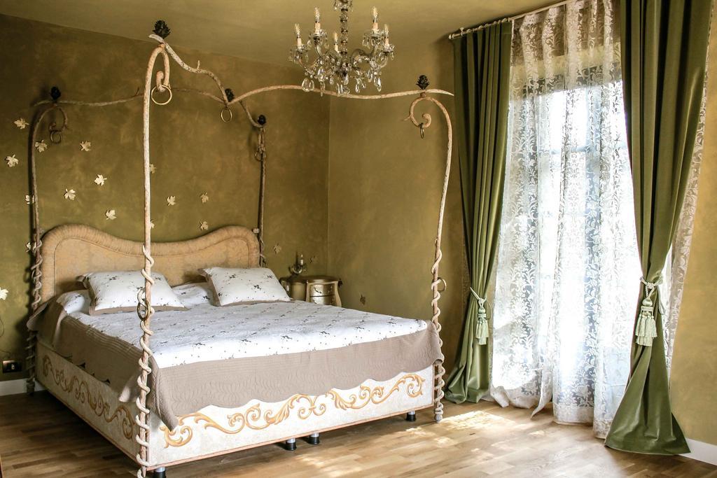 Hotel Le Stanze Della Musica à Borgomale Extérieur photo