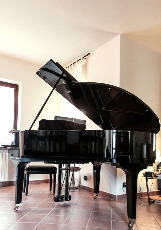 Hotel Le Stanze Della Musica à Borgomale Extérieur photo